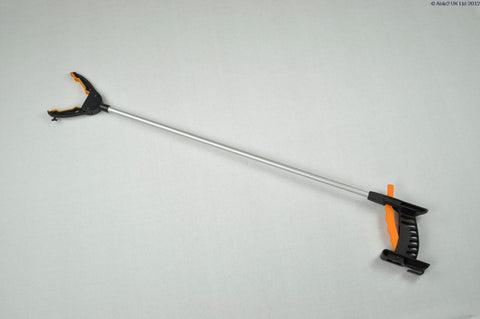 Hand Grip Reacher - 32"